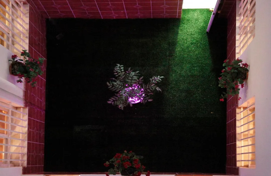 Hostal Paris-1